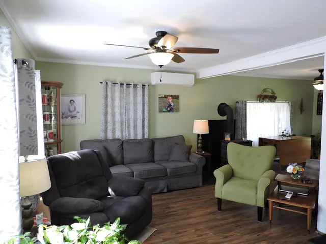 $269,000 | 17 Baker Street, Clinton, ME 04927