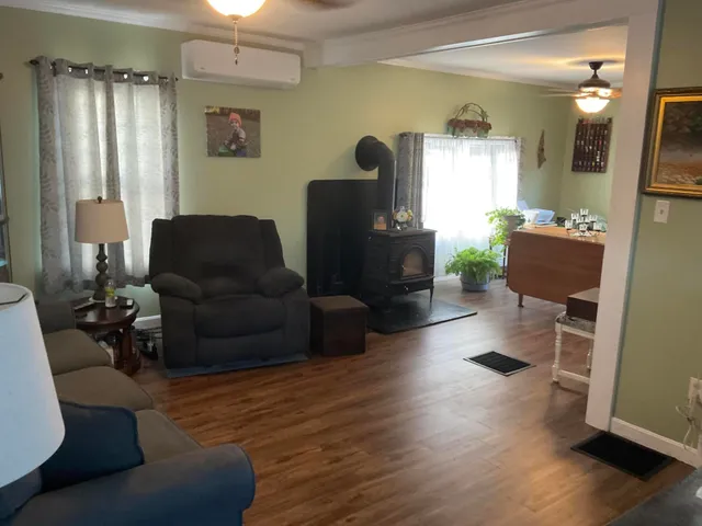 $269,000 | 17 Baker Street, Clinton, ME 04927