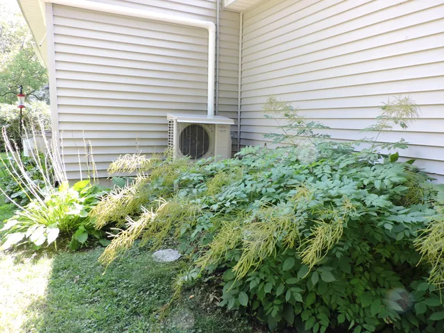 $269,000 | 17 Baker Street, Clinton, ME 04927