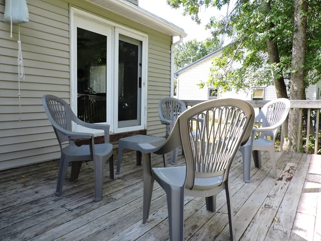 $269,000 | 17 Baker Street, Clinton, ME 04927