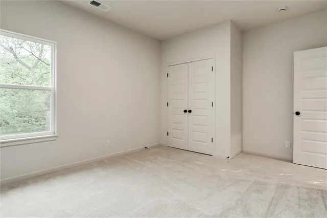 $275,000 | 3320 Tracy Avenue, Kansas City, MO 64109