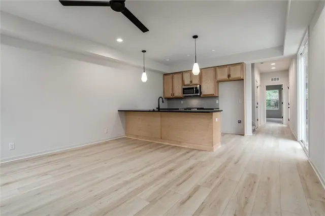 $275,000 | 3320 Tracy Avenue, Kansas City, MO 64109