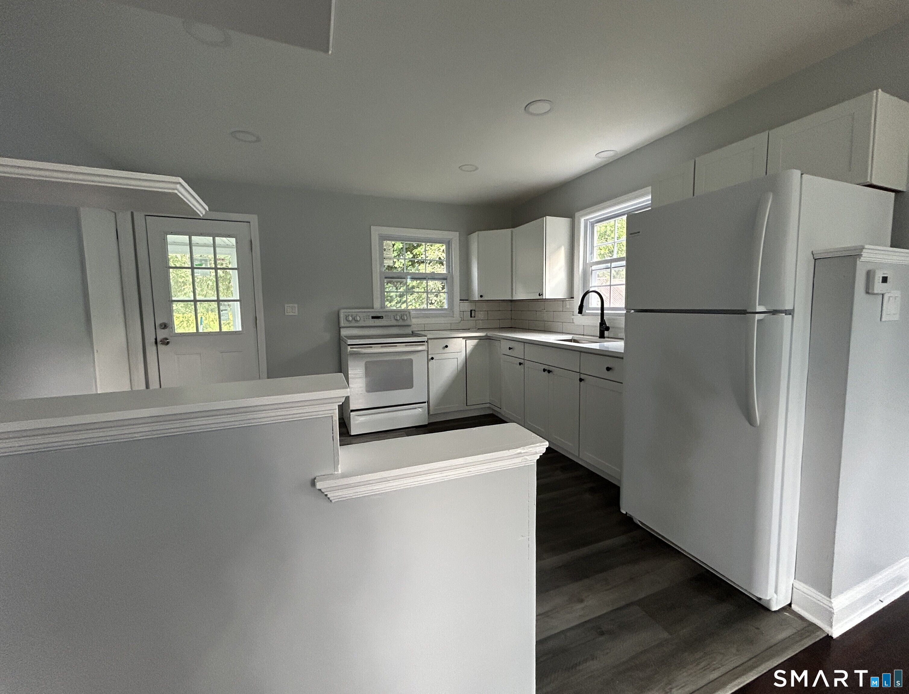 152 Cottage Road Enfield, CT 06082 - Photo 7 of 25