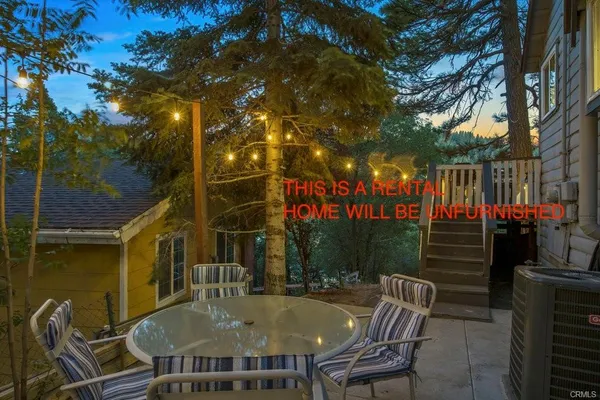 $2,700 | 23882 Springwater Road, Crestline, CA 92325