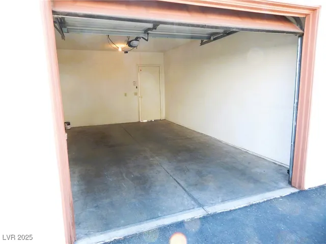 $1,500 | 1800 South Edmond Street, Unit 127, Las Vegas, NV 89146