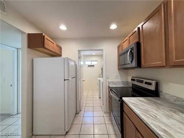 $1,500 | 1800 South Edmond Street, Unit 127, Las Vegas, NV 89146