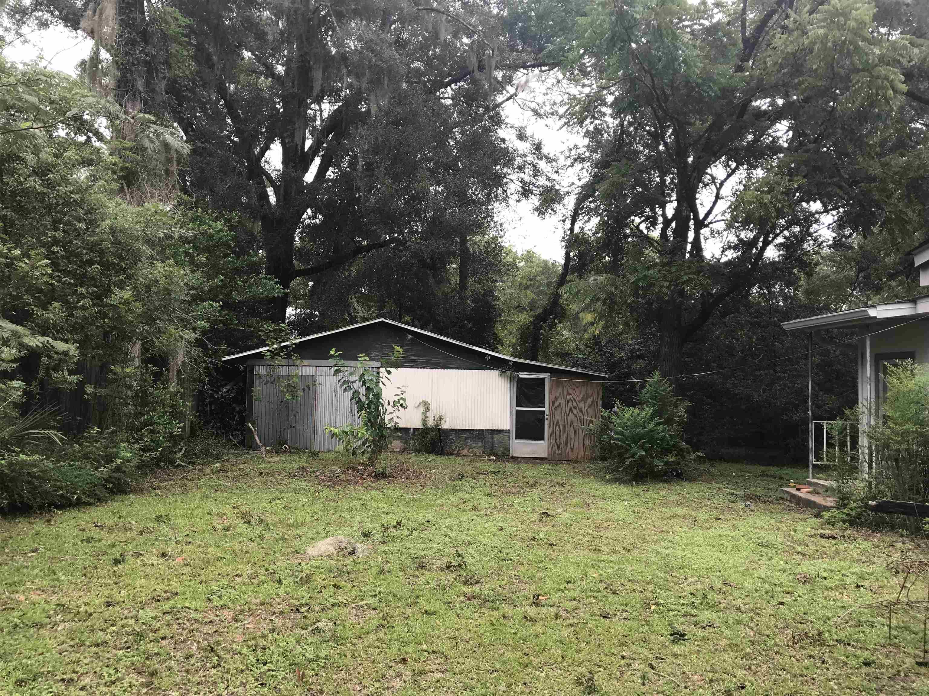 116 Ridge Road Tallahassee, FL 32305 - Photo 4 of 24