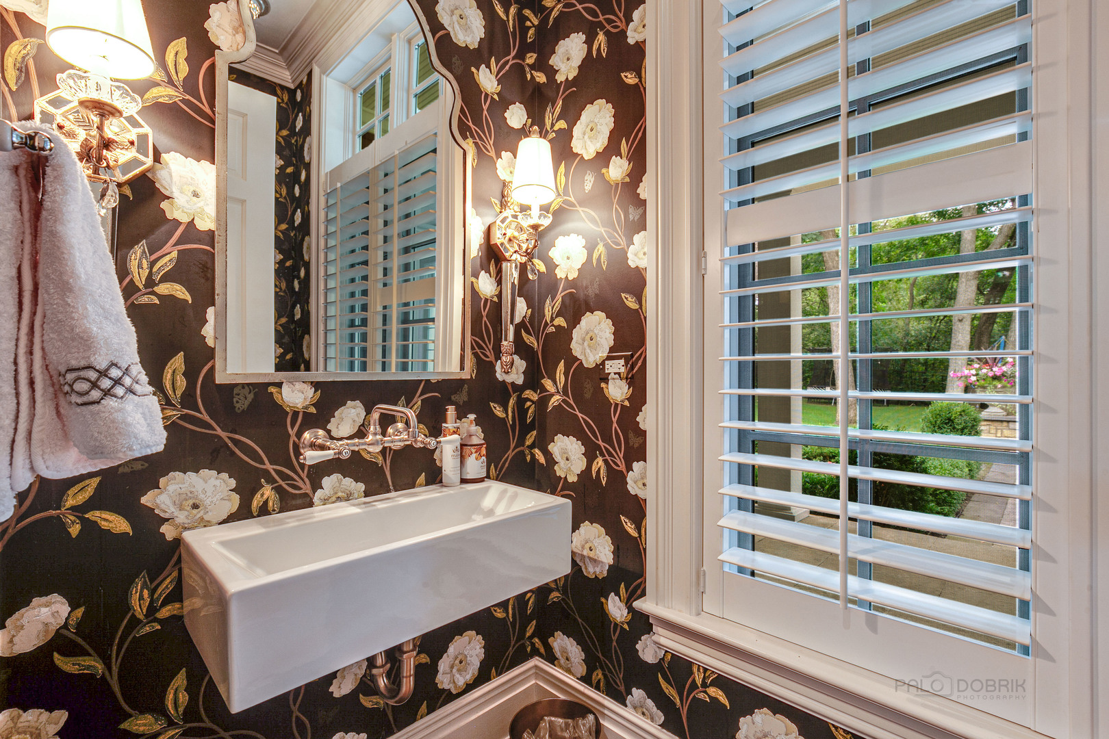 680 South Ridge Road Lake Forest, IL 60045 - Photo 14 of 44 a view of a room that has a bed and a window