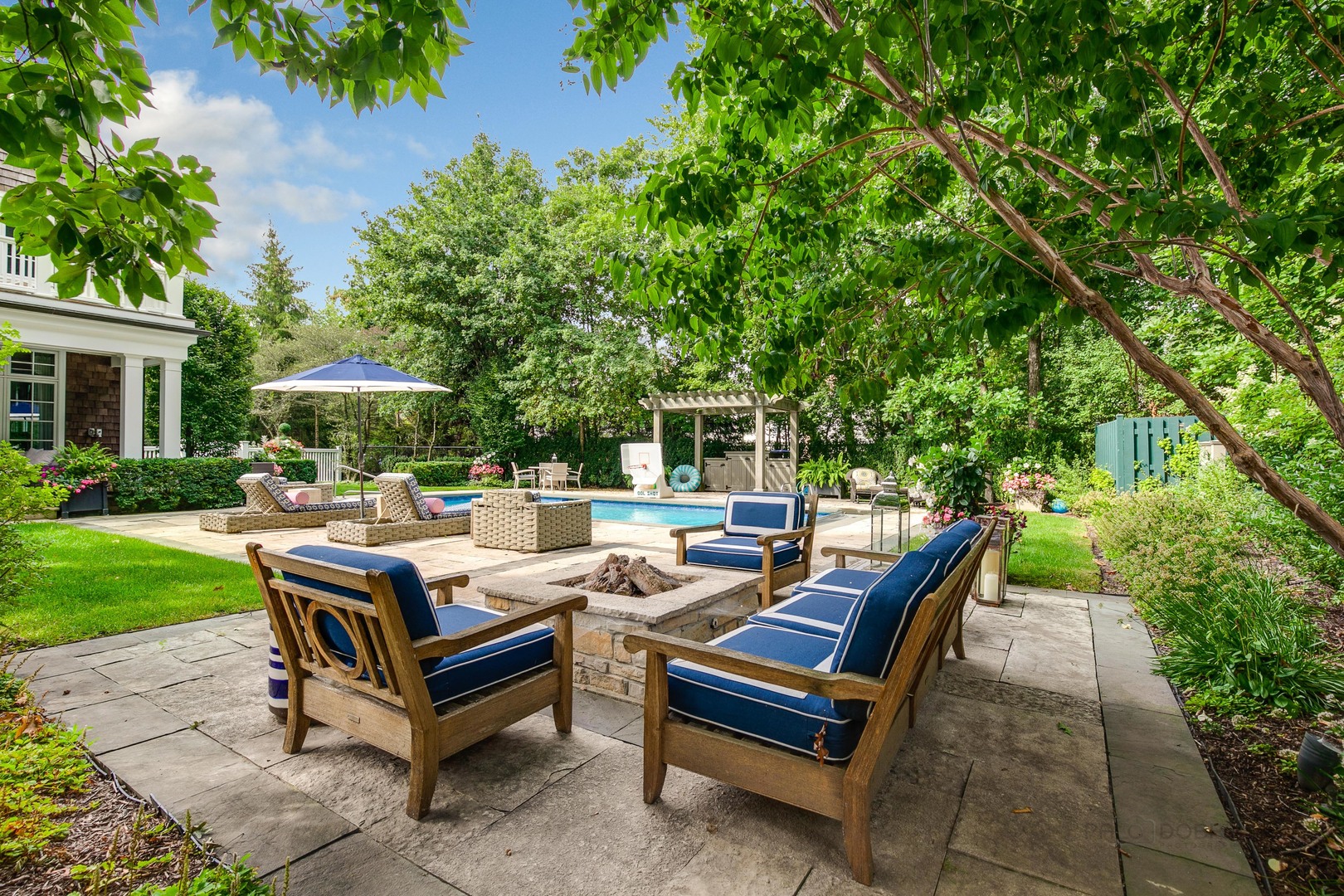 680 South Ridge Road Lake Forest, IL 60045 - Photo 42 of 44 a view of a bench in the garden