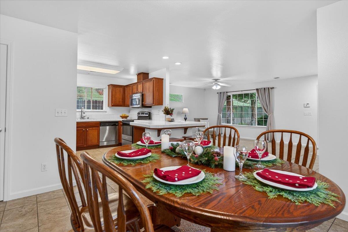 4776 East Rialto Avenue Fresno, CA 93726 - Photo 12 of 54