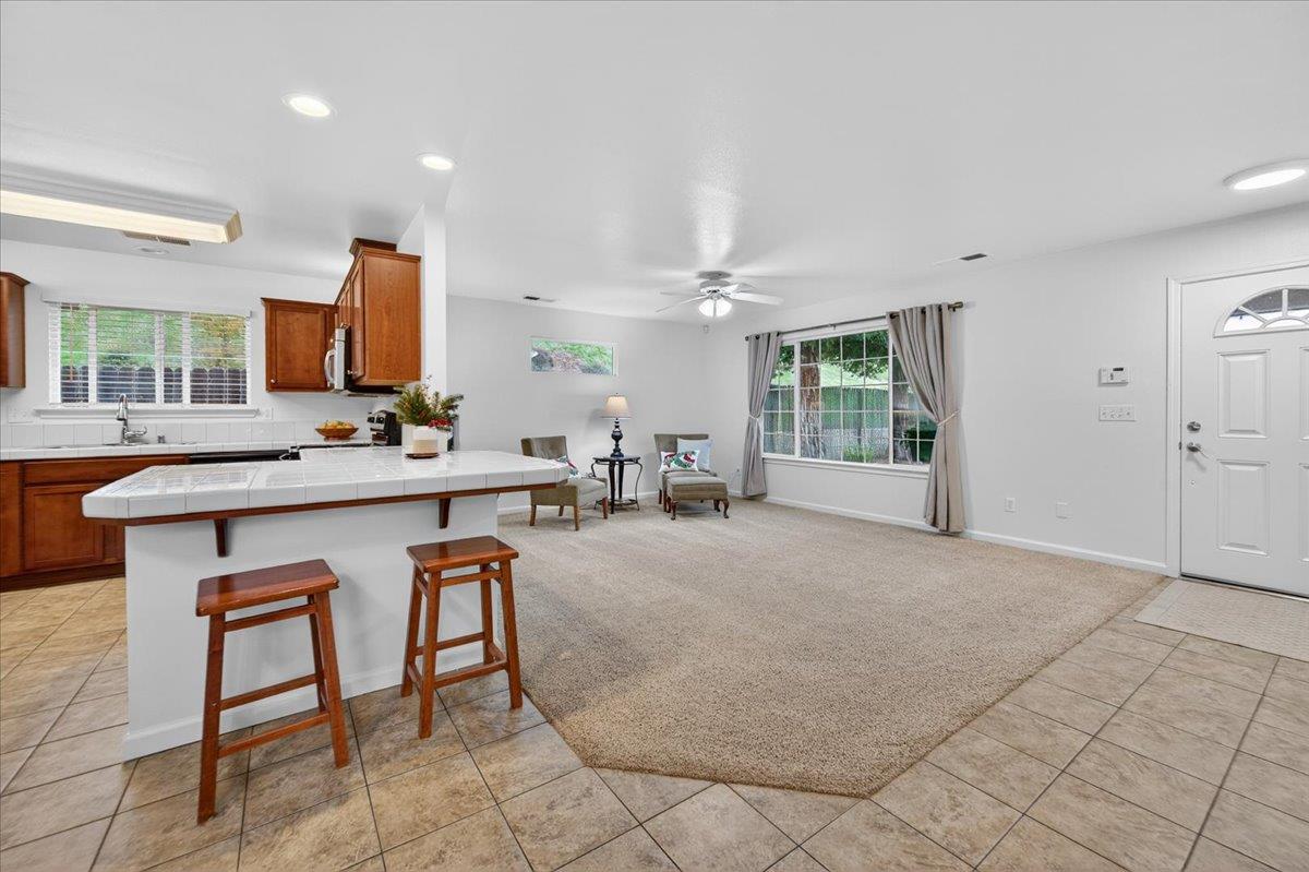 4776 East Rialto Avenue Fresno, CA 93726 - Photo 9 of 54