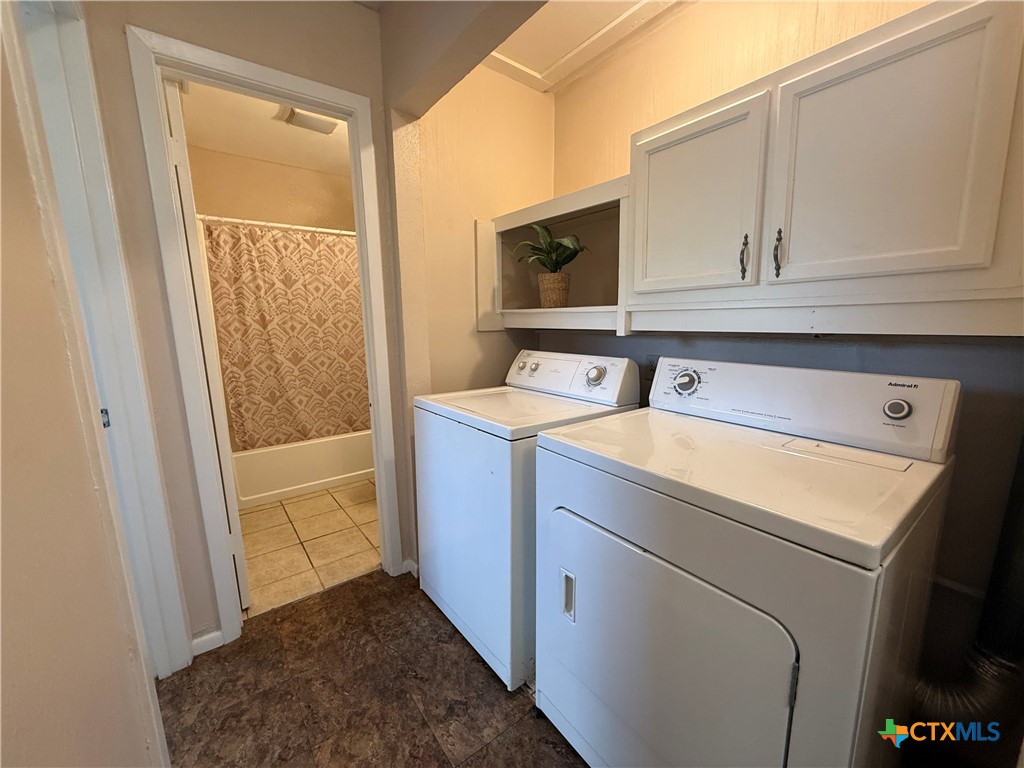 412 East Walnut Street Seguin, TX 78155 - Photo 15 of 32
