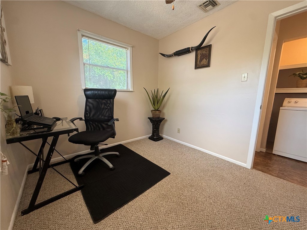 412 East Walnut Street Seguin, TX 78155 - Photo 19 of 32