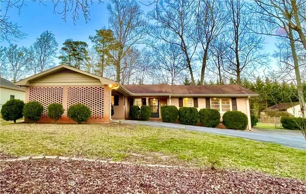 $2,300 | 4457 Frontier Way Northeast, Sugar Hill, GA 30518