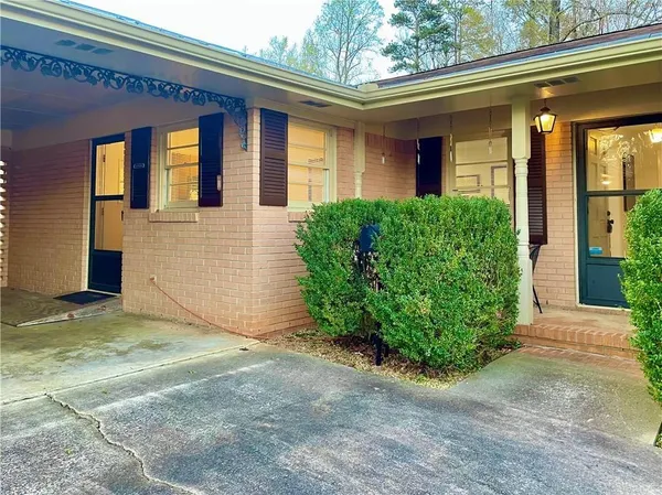 $2,300 | 4457 Frontier Way Northeast, Sugar Hill, GA 30518