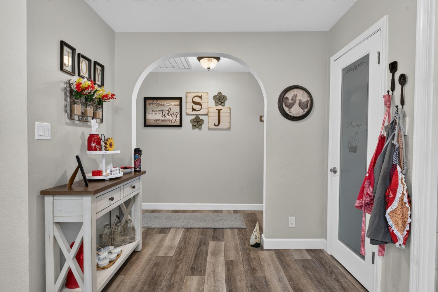 10648 Biscay Way Rancho Cordova, CA 95670 - Photo 4 of 33