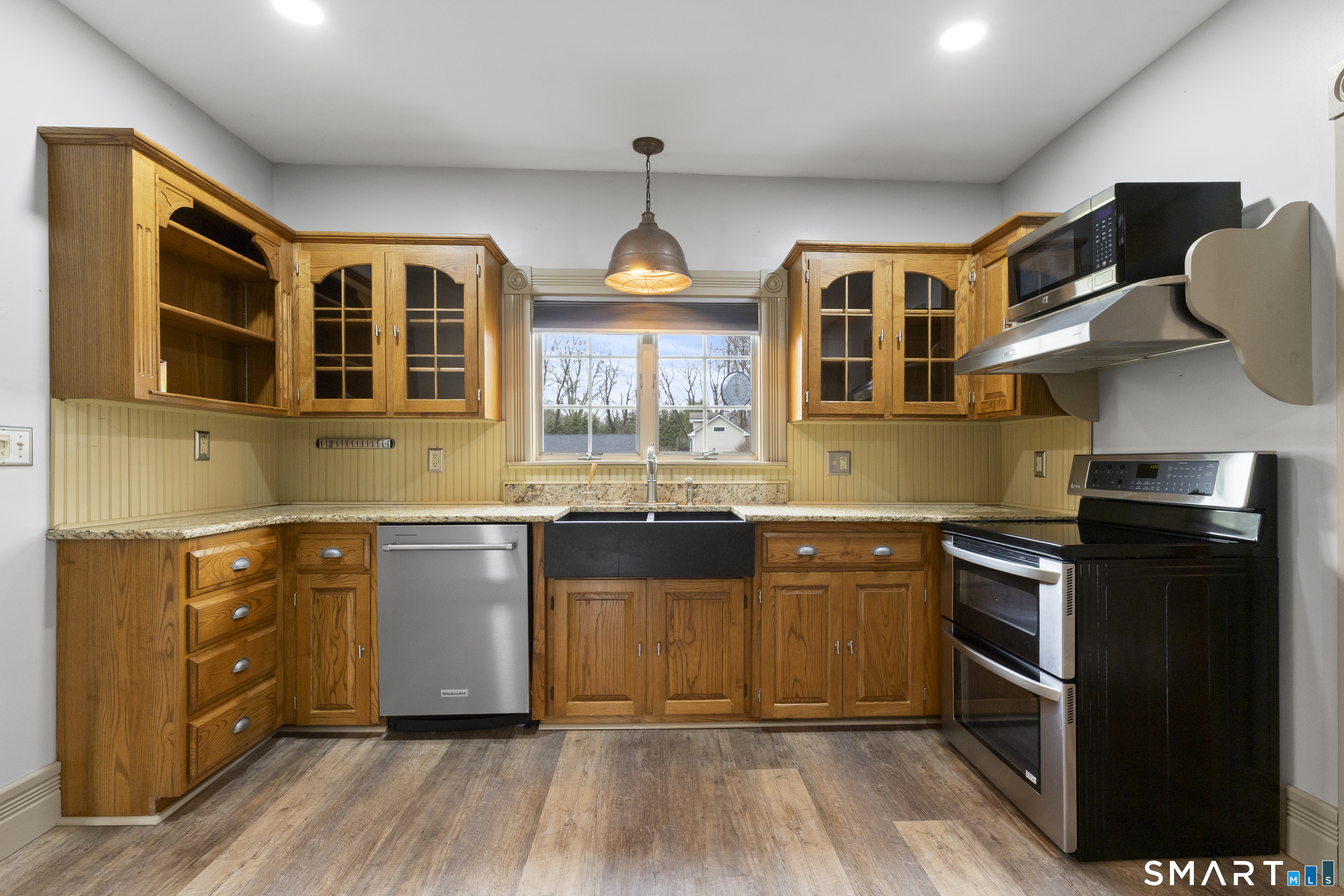 43 Fox Hill Road Pomfret, CT 06259 - Photo 8 of 36