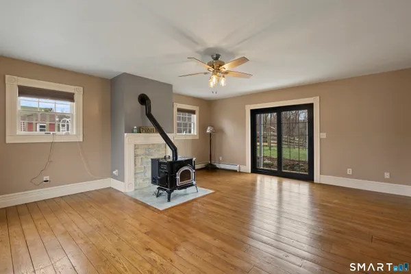 $739,900 | 43 Fox Hill Road, Pomfret, CT 06259