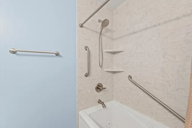 $254,900 | 1206 North Hershey Road, Bloomington, IL 61704