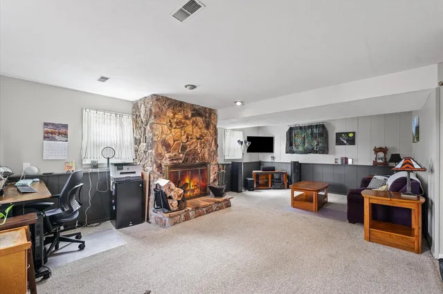 $254,900 | 1206 North Hershey Road, Bloomington, IL 61704