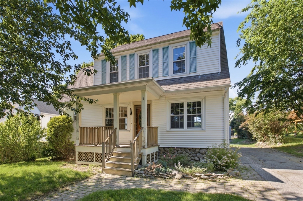 6 Ashburnham Road Worcester, MA 01605 - Photo 4 of 20