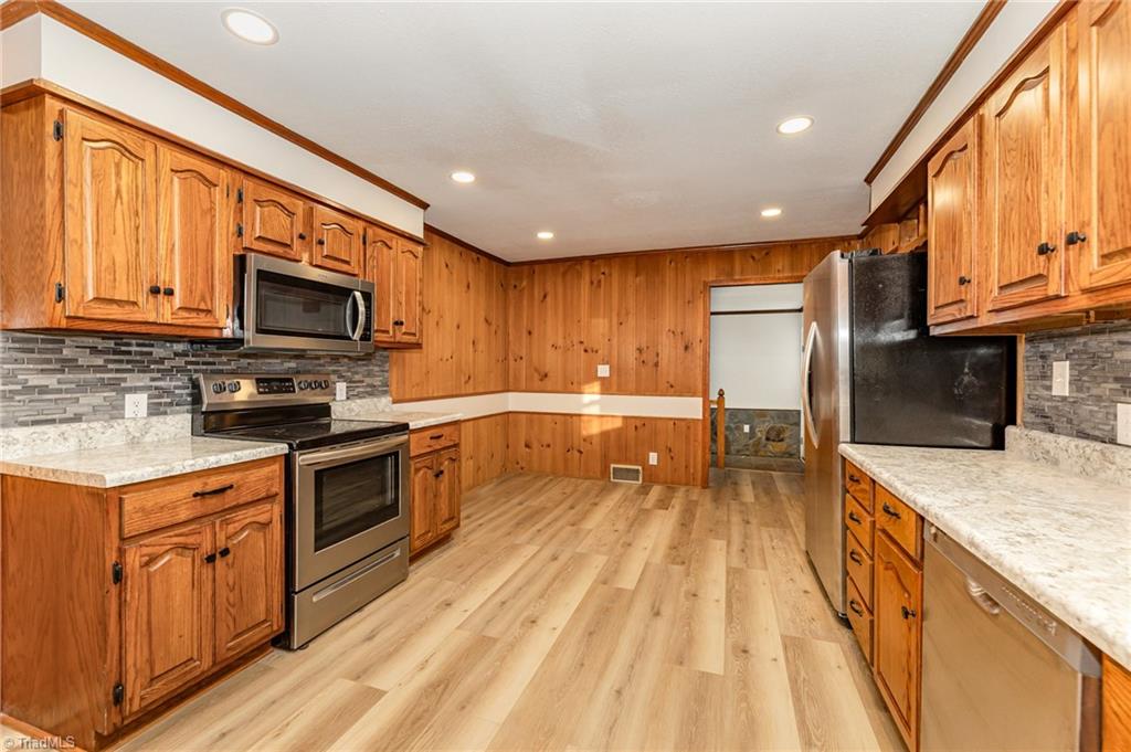 5012 Sitka Road Walkertown, NC 27051 - Photo 8 of 28