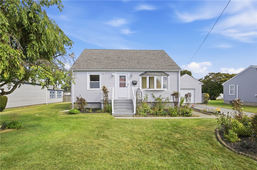 136 Durfee Road Tiverton, RI 02878 - Photo 1 of 39 Gallery Image 1