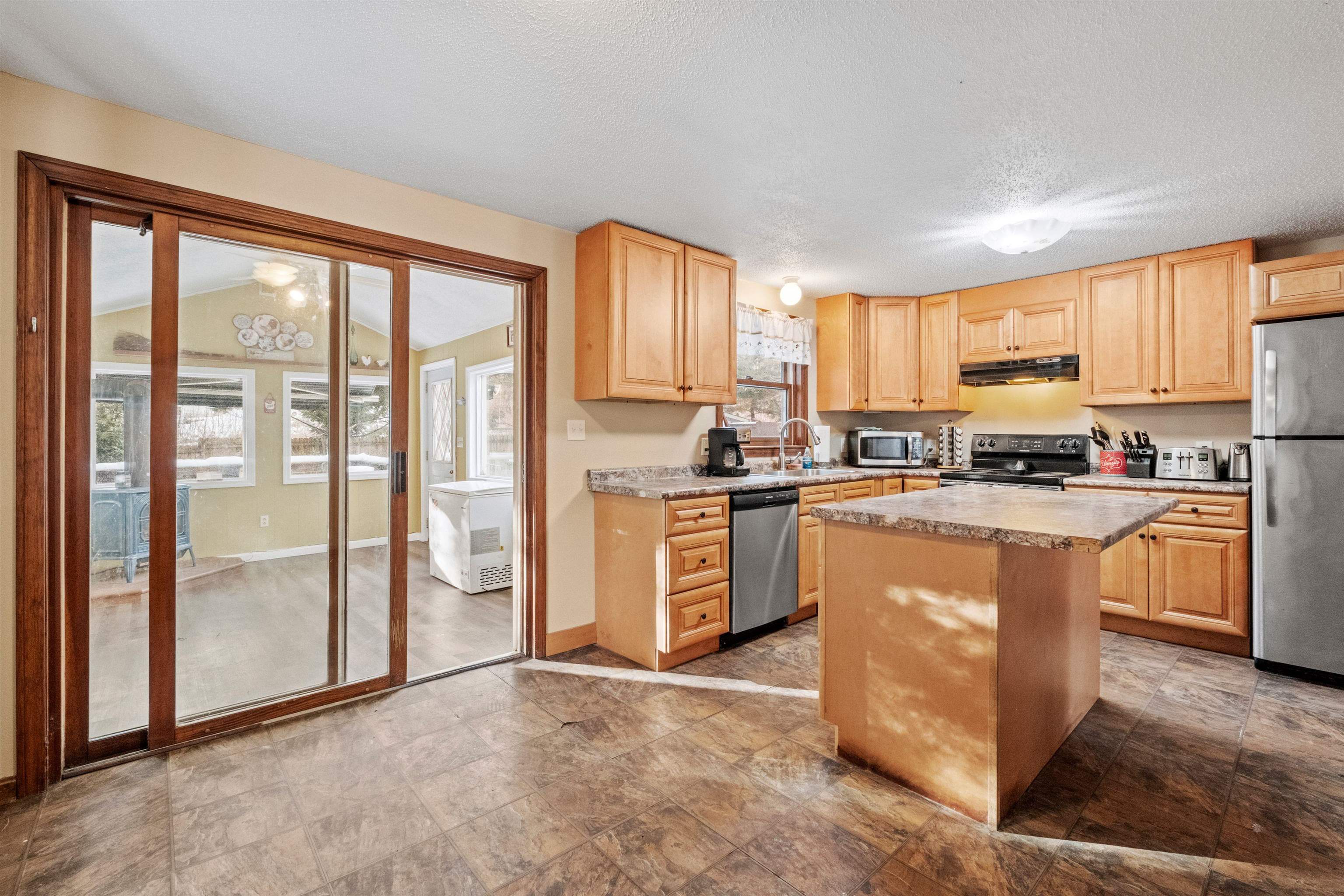 42 Ellen Brook Road Hillsborough, NH 03244 - Photo 17 of 36 Gallery Image 17