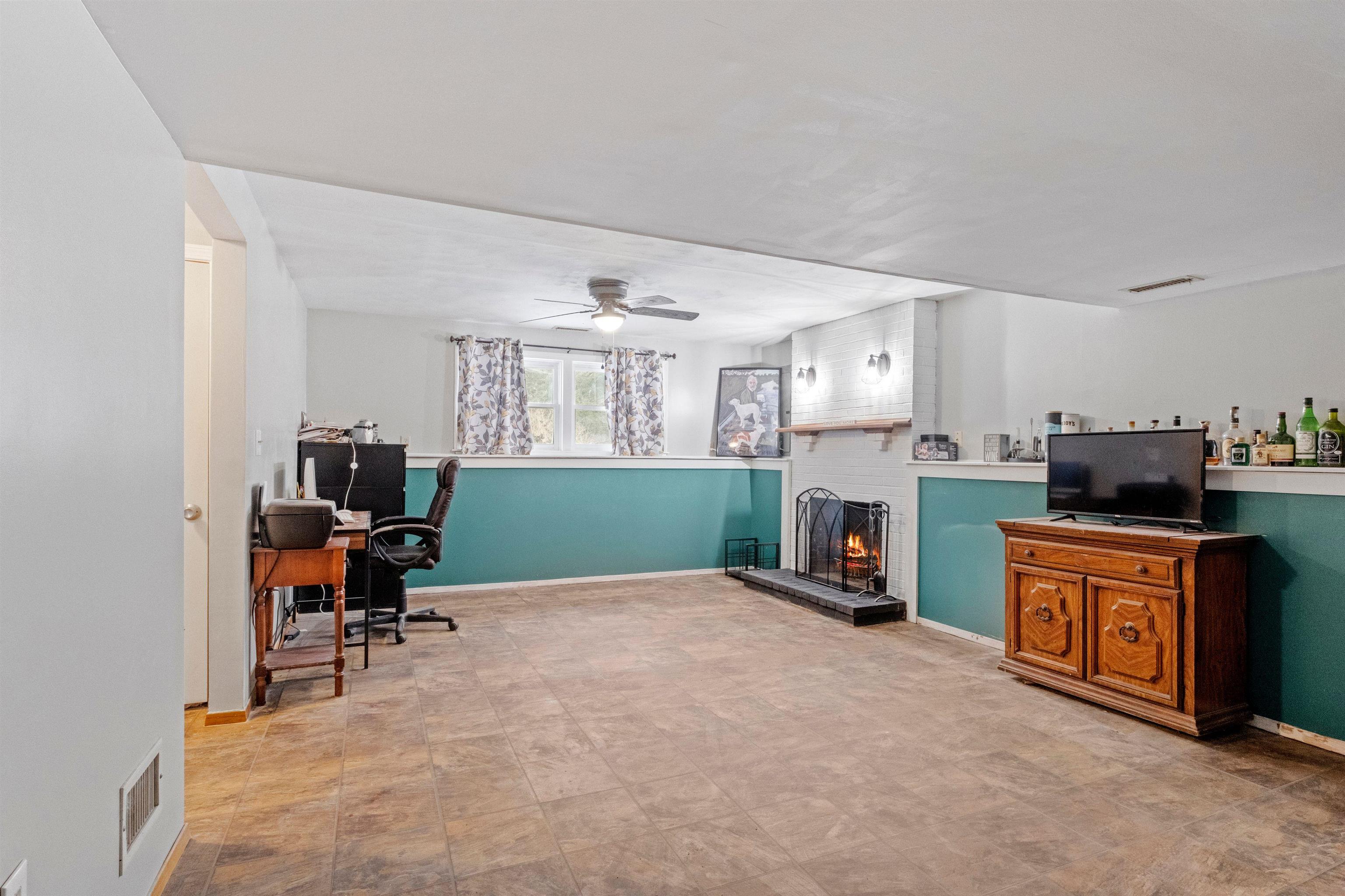 42 Ellen Brook Road Hillsborough, NH 03244 - Photo 7 of 36 Gallery Image 7