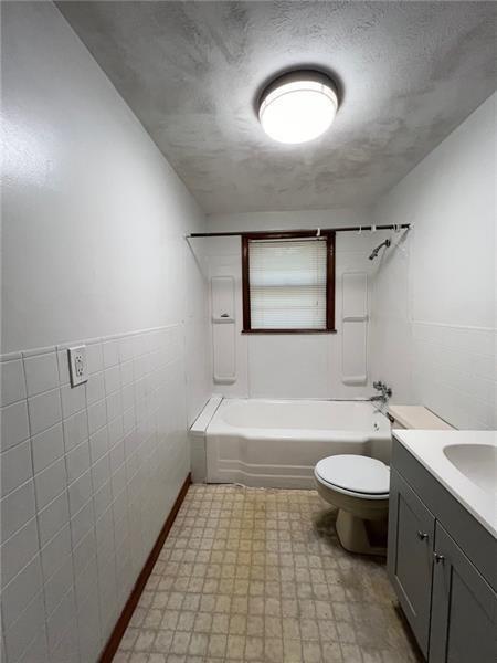 3743 Jiles Road Kennesaw, GA 30144 - Photo 14 of 21 a bathroom with a sink a toilet and shower