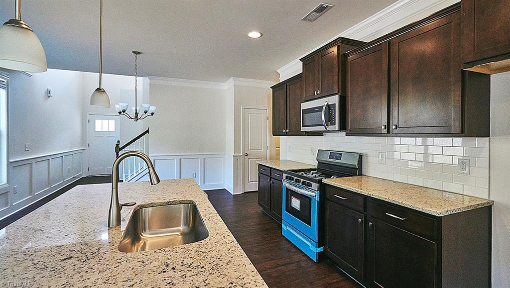 822 Riley Lane, Unit 60 Greensboro, NC 27455 - Photo 6 of 14 Gallery Image 6