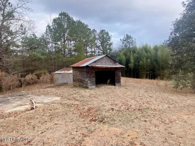 $69,900 | 317 Martin Road, Carthage, MS 39051