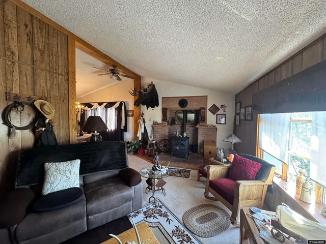 $190,000 | 1002 Mineral Drive, Hanna, WY 82327