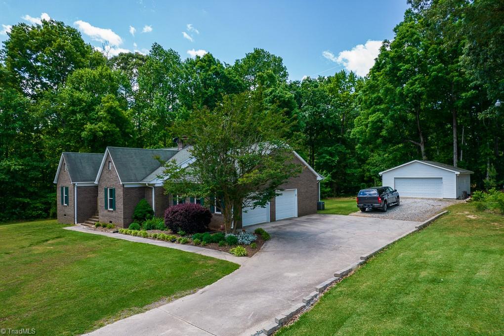 1550 Swicegood Road Linwood, NC 27299 - Photo 5 of 48 Gallery Image 5