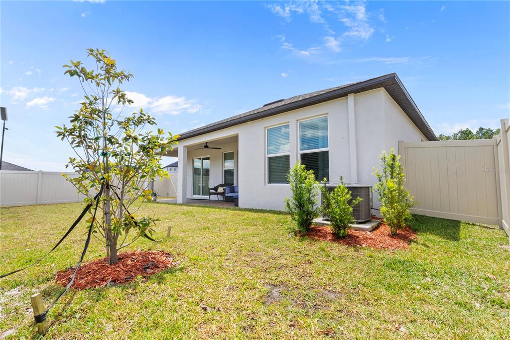 18331 Serene Lk Loop Lutz, FL 33548 - Photo 20 of 38