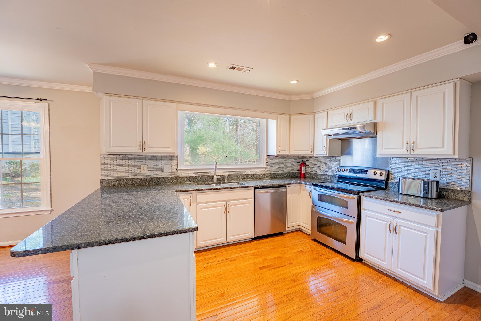 531 Norcross Way Silver Spring, MD 20904 - Photo 13 of 30