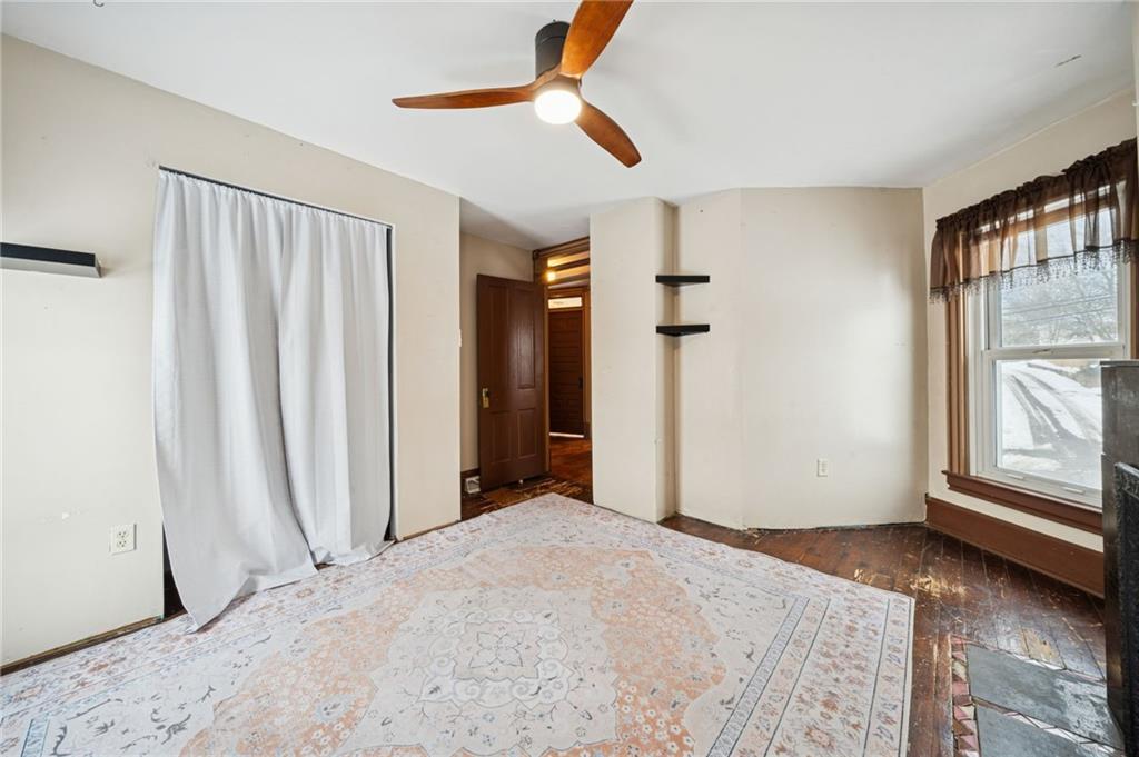 410 Point Street Saltsburg, PA 15681 - Photo 26 of 39 an empty room with windows and closet