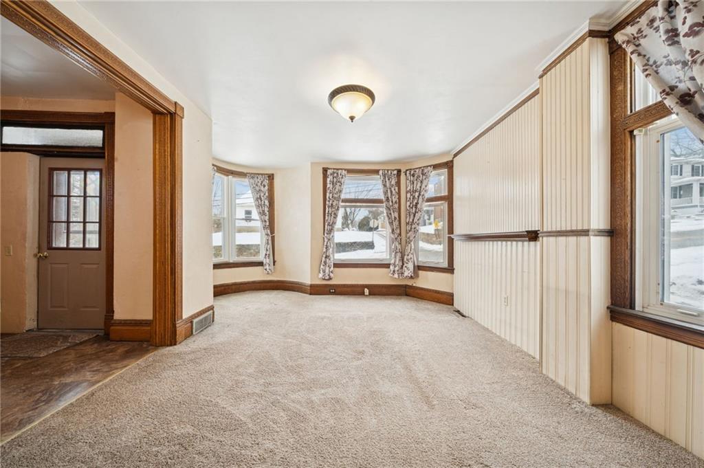 410 Point Street Saltsburg, PA 15681 - Photo 4 of 39