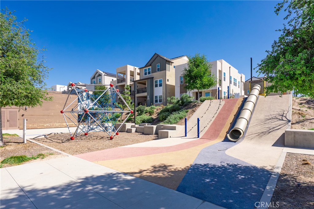 127 Biome Irvine, CA 92618 - Photo 11 of 13