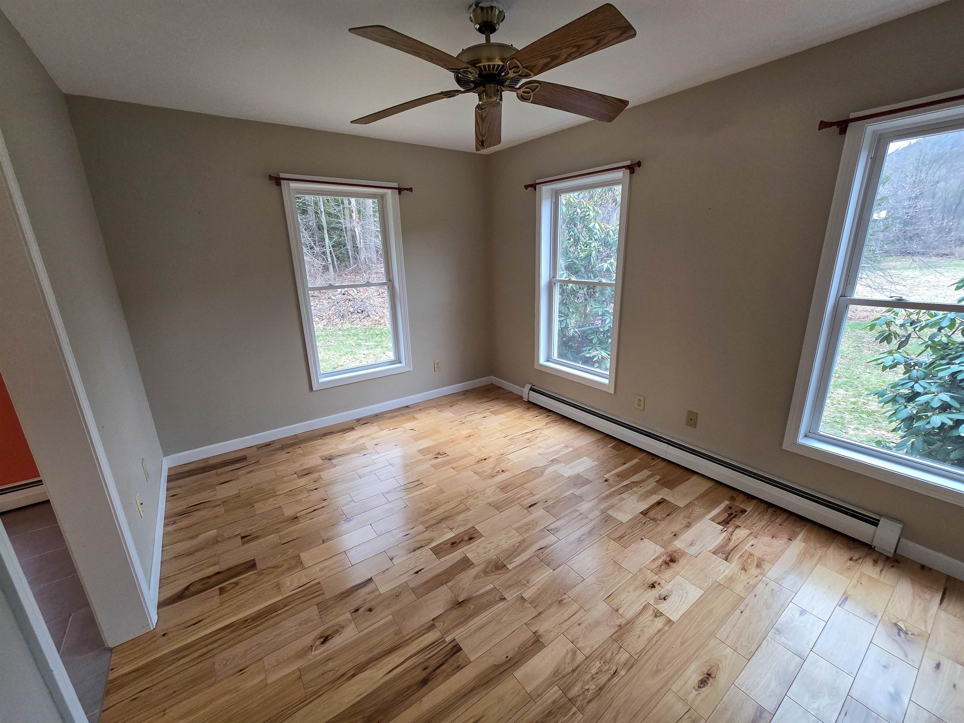 90 Hidden Pastures Road Hinesburg, VT 05461 - Photo 14 of 52