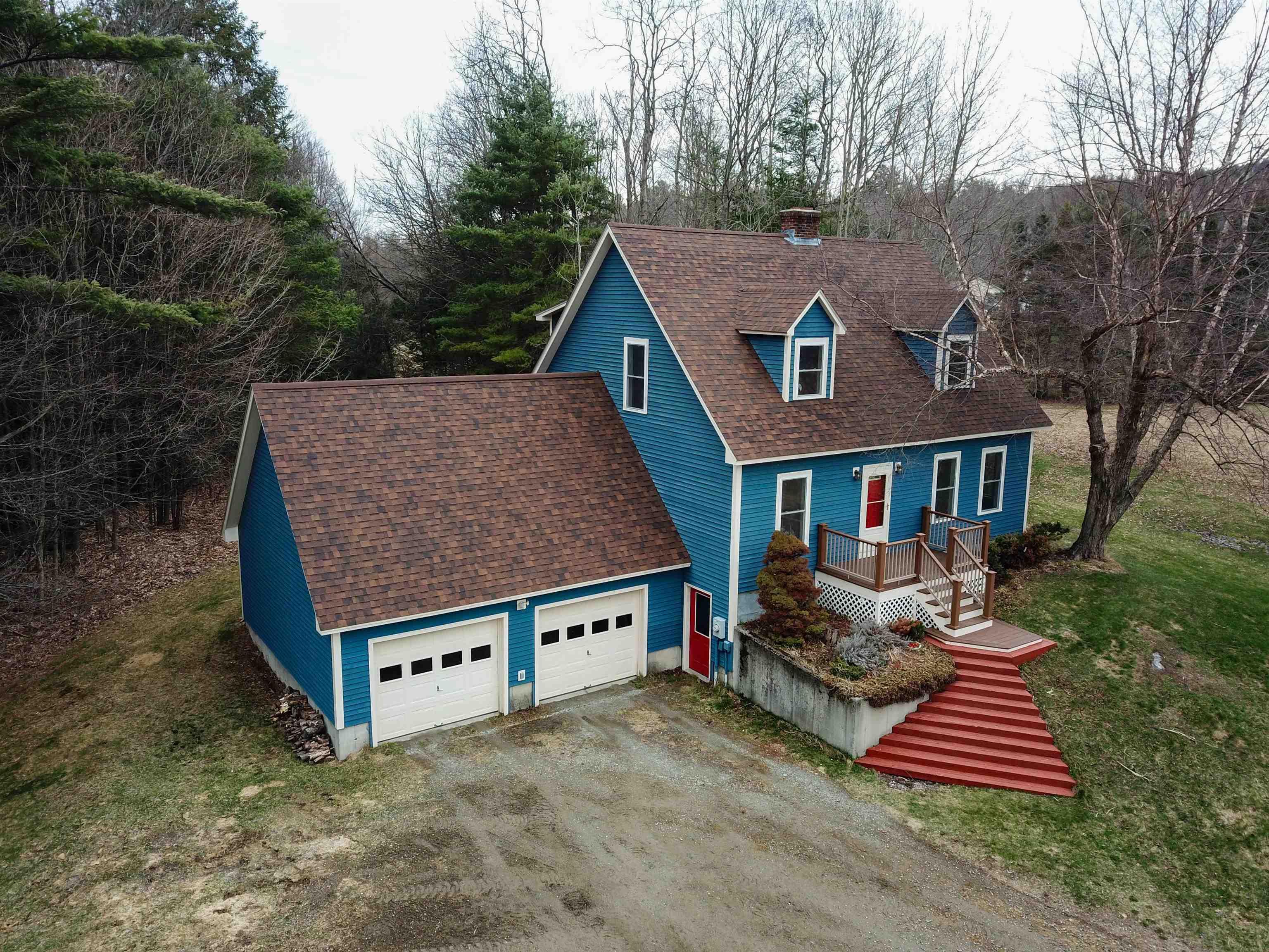 90 Hidden Pastures Road Hinesburg, VT 05461 - Photo 2 of 52