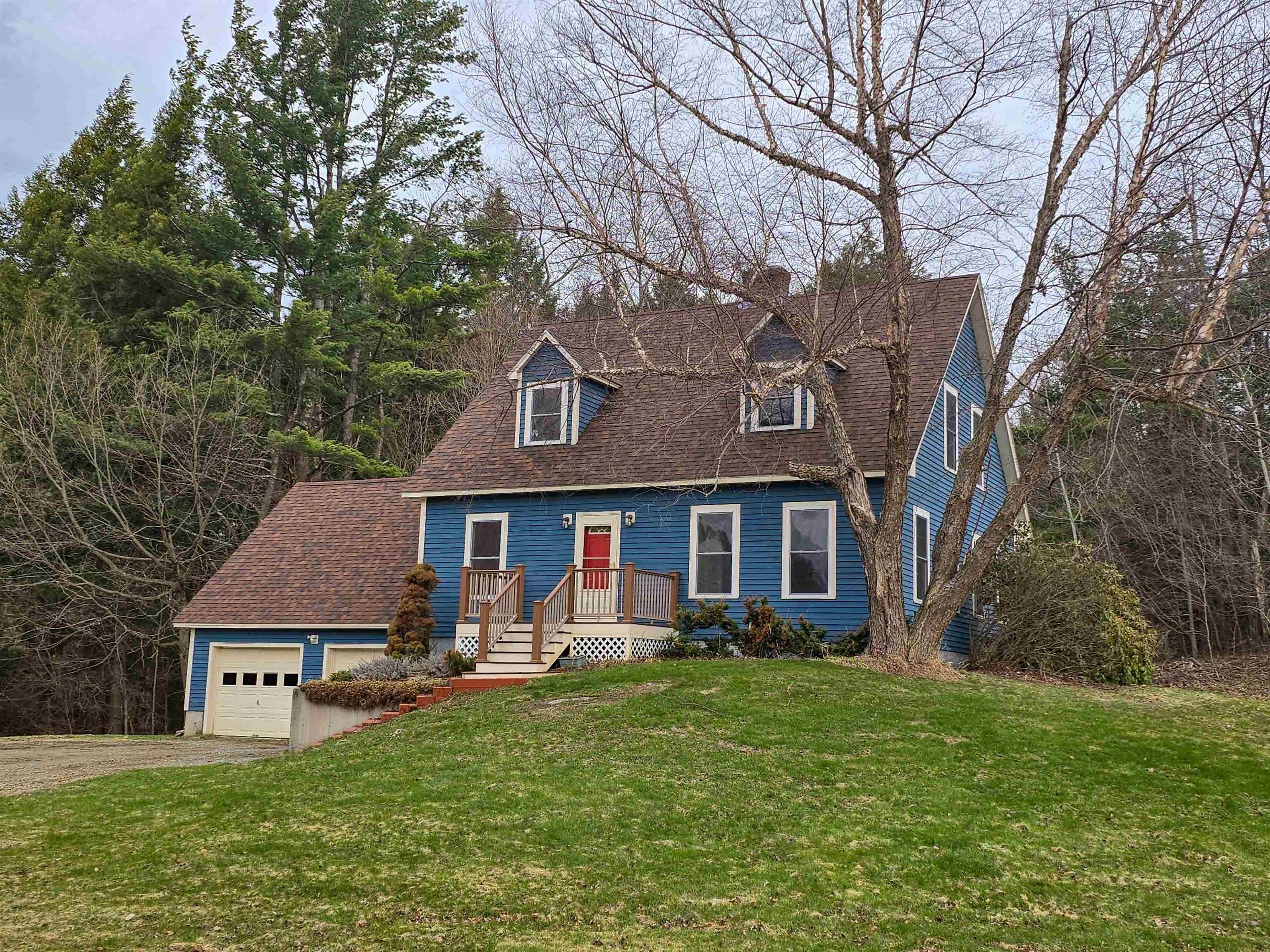 90 Hidden Pastures Road Hinesburg, VT 05461 - Photo 3 of 52