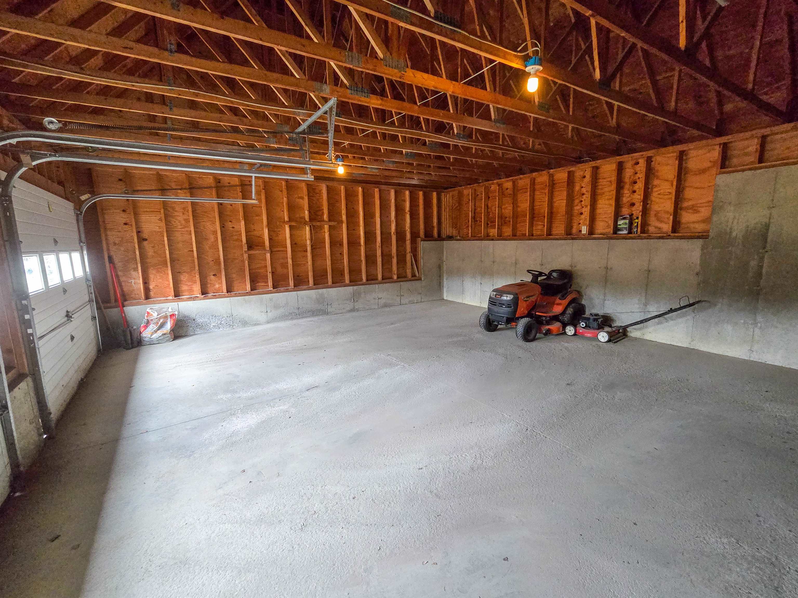 90 Hidden Pastures Road Hinesburg, VT 05461 - Photo 40 of 52