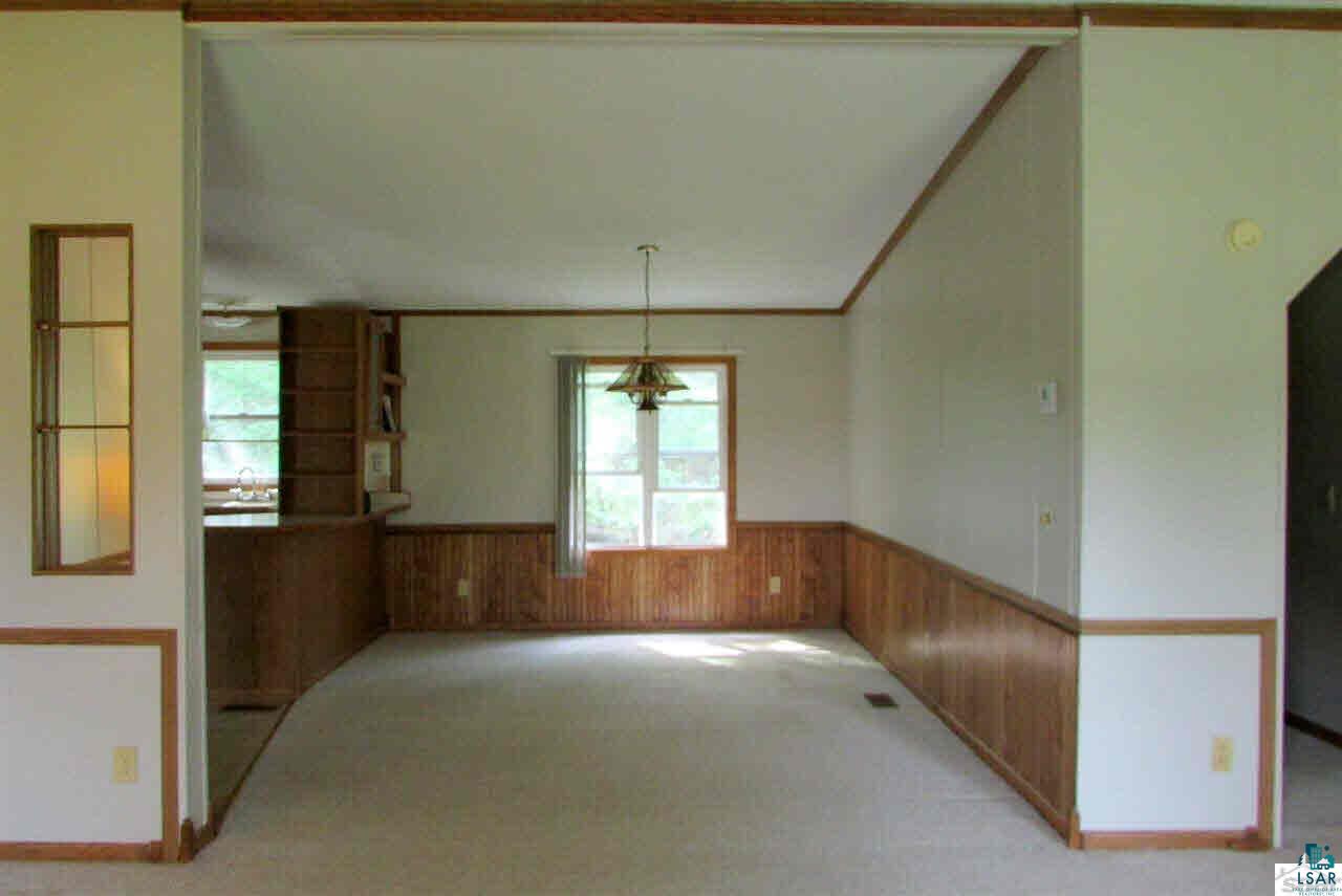 5333 South Darrow Road Superior, WI 54880 - Photo 8 of 25