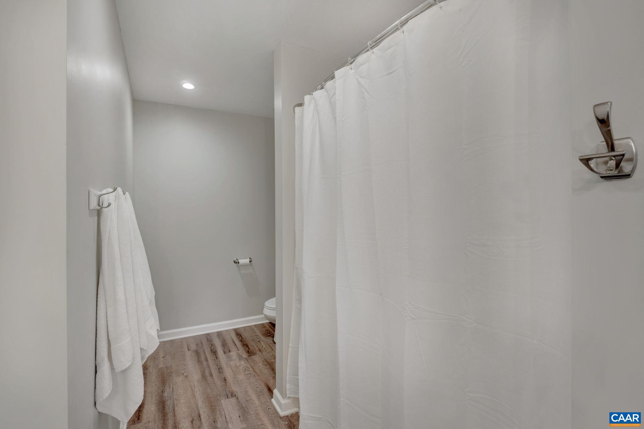 22204 Lahore Road Orange, VA 22960 - Photo 11 of 31 Gallery Image 11