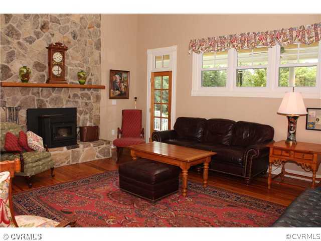 453 Ampthill Road Cartersville, VA 23027 - Photo 14 of 24 Gallery Image 14