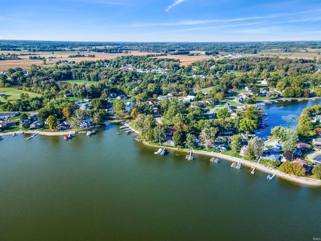 $550,000 | 11990 East 395 South, Lagrange, IN 46761