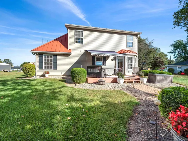 $550,000 | 11990 East 395 South, Lagrange, IN 46761