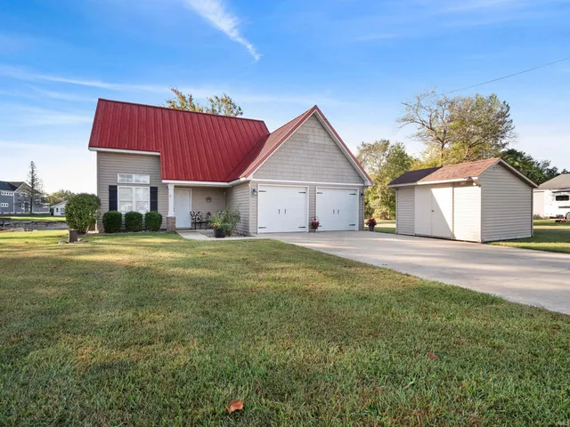 $550,000 | 11990 East 395 South, Lagrange, IN 46761