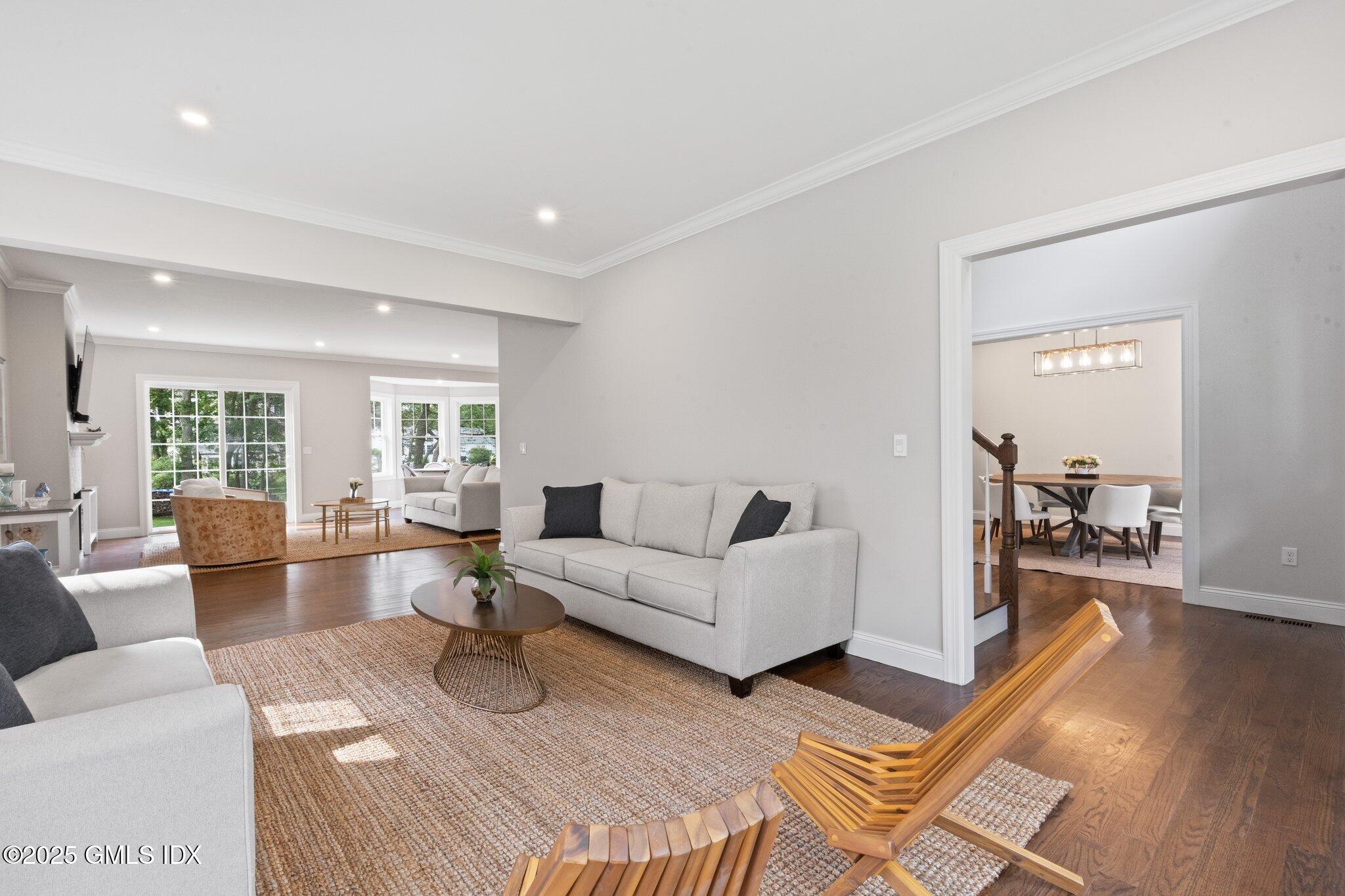 52 Morningside Drive Greenwich, CT 06830 - Photo 12 of 31 6-web-or-mls-52-morningside-dr